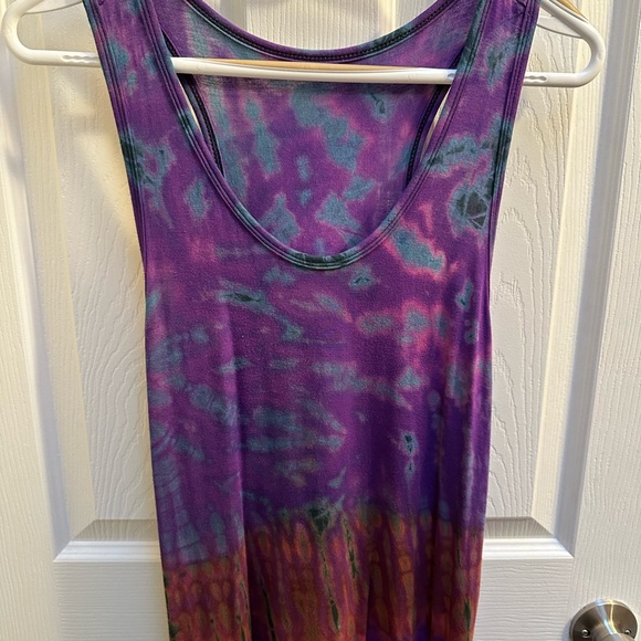 Tie dye tunic top with kerchief hem - Picture 2 of 2